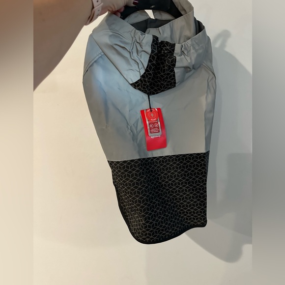 Reddy Dog rain Jacket - Picture 1 of 6